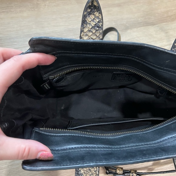 Coach Swagger 27 Snake/Python/Embossed - Picture 3 of 5